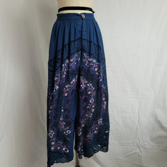 FREE PEOPLE Boho Pants - Picture 9 of 9